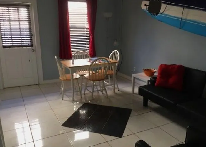 St Maurice Beach Inn