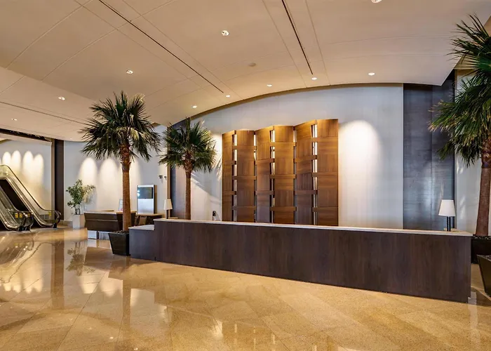 Signia By Hilton Diplomat Beach Resort
