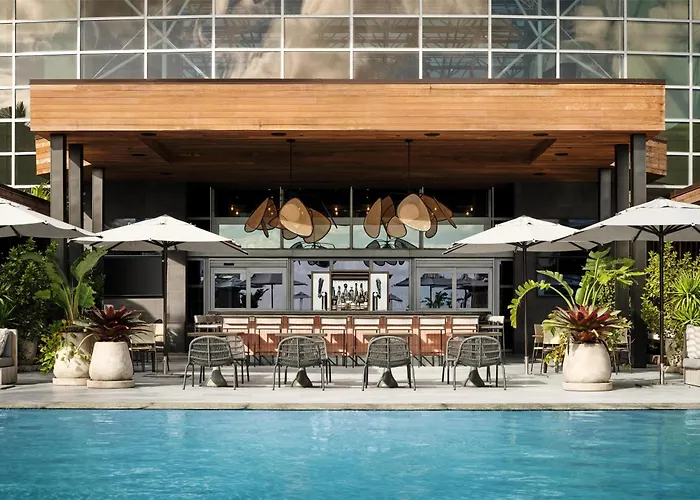 Signia By Hilton Diplomat Beach Resort